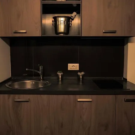 Suite19bari Apartment *